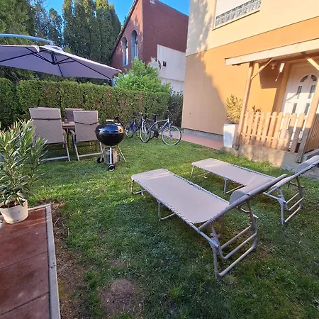 شقة Heviz Holiday Home *